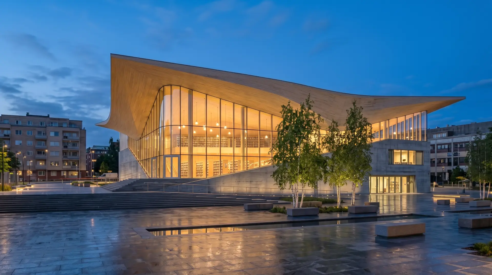 De zuidgevel van het Culture House, recht van voren in het blauwe uur